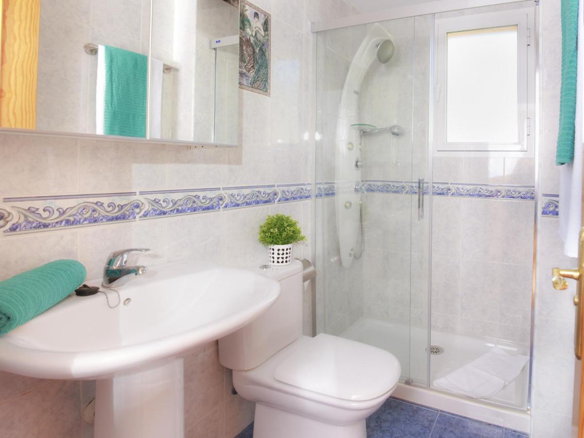 Sea & Wave Ventura Studio Apartment Málaga Eksteriør billede